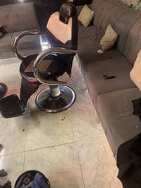 كرسي حلاقه السعر 70   الف 07889094964