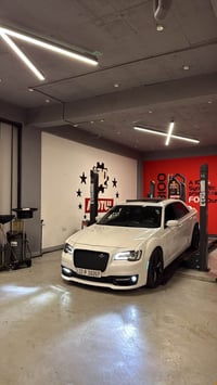 كرايسلر SRT • كرايسلر 300C • كرايسلر 2023 • SRT 6400 • محرك 6.4HEMI • ...