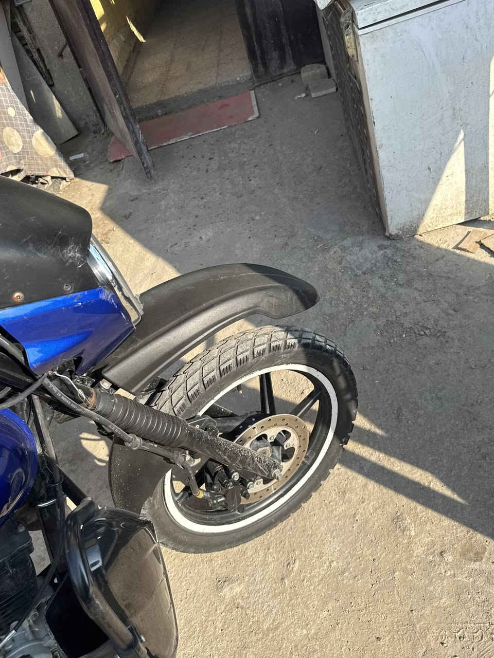 السلام عليكم بوطسر مو ديل ٢٢ بدون اوراق دراجة مكفولة لا تبخيرر ولا نضوح نقصها بس كفر الباتري بعد مابيها نقص للبييع بسعر ٨٠٠ الف مكاني منصور او وشاش ***********
