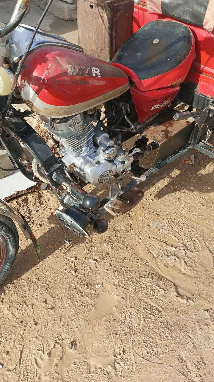 سلام عليكم ستوته للبيع وكيله سماء بغداد موديل 2018 أوراق شاصي مكفول مابي اي شي  وهاي هيج على حالتي ابيع  مكاني شارع معمل سمنت رقمي *********** سعرها 14000 وبيها مجال لطيبين
