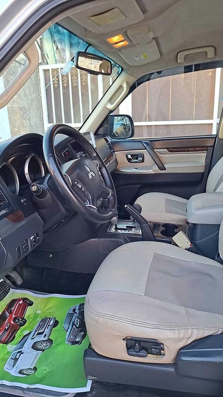 السلام عليكم باجيرو حبتور2013 صبغ جاملغ خلفي بدون دواخل السعر١٤٥بي مجال مكاني بغداد حي العامل هاتف ***********
