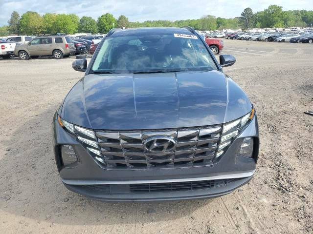 السلام عليكم عيدكم مبارك جميعا..
توسان للبيع
موديل 2022
سياره ماشيه 50
مواصفات فول1/1 
فحتة سقف
بصمه تشغيل
تشغيل عن بعد
صندوك كهرباء ذكي
كشنات جلد اسود
كشن كهرباء
تدفئة وتبريد بالكشنات
ويل 19 المرغوب 
اشايير مري جانبيه 
شاشة ايباد
شاشة كبيره وشاشه تبريد منفصله
عدادات دشبول ليزريه ديجتال متعدد الوان
3 انظمة قيادة سبورت ونورمل وسمارت
اناره داخليه متعدده 
اوتو هولد
رادار امامي
رادار خلفي
رادار جانبي
360
سياقه اليه
تحديد مسار
شحن لاسلكي
نقاط عمياء
هند بريك دكمه
وبعد بيه هواي مواصفات
سياره حادثه فقط باب مصبوغ( رقم انگليزي 16 قادسيه )بإسمي وتحويل مباشر ..للاستفسار
***********
السعر 180 قابل للتفاوض
