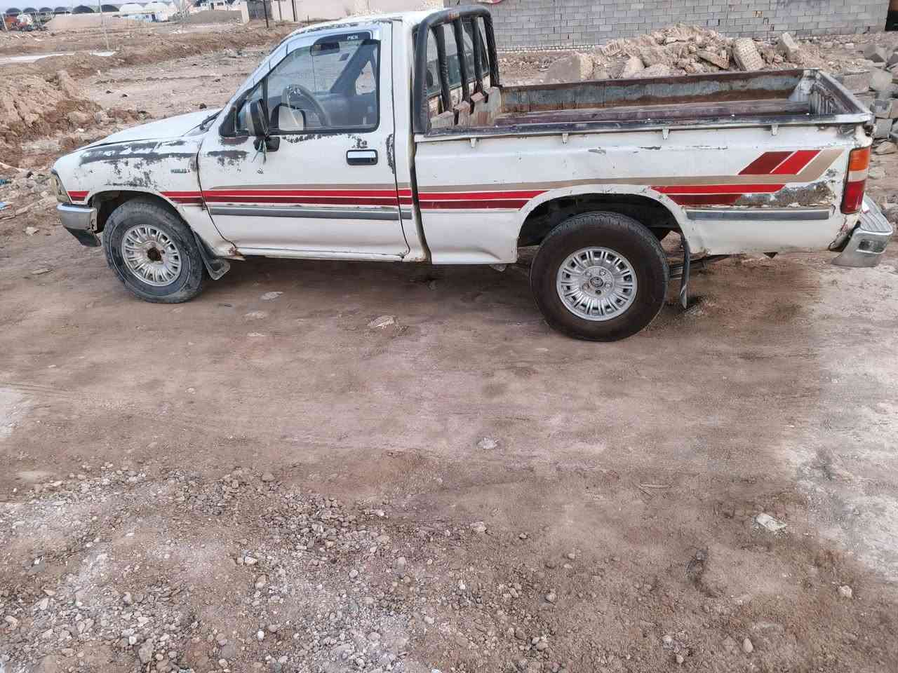 للبيع بيكم مديل ٨٩ رقم انگليزي سنويه ٢٩تايرات جدد باتري جديد مكينه وكير وشاصي مكفولات كهربايات كله شغاله سياره خير من الله العنوان ميسان العماره السعر ٣٨ وبيه مجال رقم الموبايل ***********
