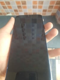 انفنكس هوت ١٠ • ذاكرة ١٢٨ • شاشة مكسورة