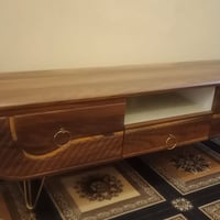 ميز تلفزيون • جديد • صاجي