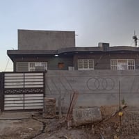 دار للبيع • الحواس • قرب المدرسة