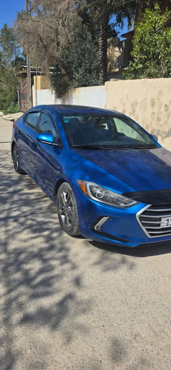 سلام عليكم .. النترا ٢٠١٨ لمتد ضرر امريكا جدا خفيف اشوية بالصندوك يم الرقم صبغ فقط وجه الصندوق مثل ما موضح بالصور  وبالعراق صار بيهة اشوية صبغ باب السايق  ومكينة بلادية ما مفتوحة .. مواصفات بصمة وفتحة وكشنات تدفئة واشاير ترحيب وتبريد شاشة مناخي ورادارات ومرآة تعتيم كهربائي .. السعر ١٣٥ وبيهة مجال شرط التحويل***********
