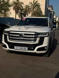 لاندكروزر VXR • هايبرد • رقم بغداد