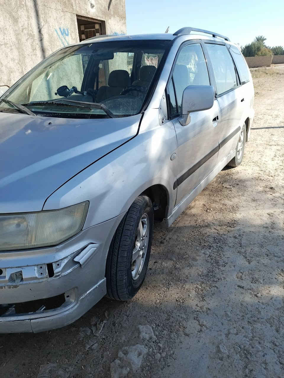 سلام عليكم
سياره ميتسوبيشي7 راكب للبيع 
كير ومحرك كامري العنوان النبار 
سعر 65 وبيها مجال 
لمزيد من التفاصيل *********** يوجد واتساب
