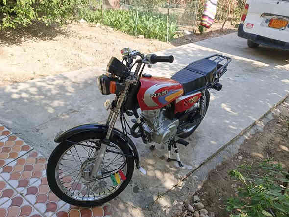 السلام عليكم شلامجه اصلي اوراق صولي لبيع مودل 23 طالعه بشهر 11 كفاله عامه وكله حسين نوري كهربيت كله  شغاله مكان رفاعي ***********
السعر واحد و ميه.... 
1100
