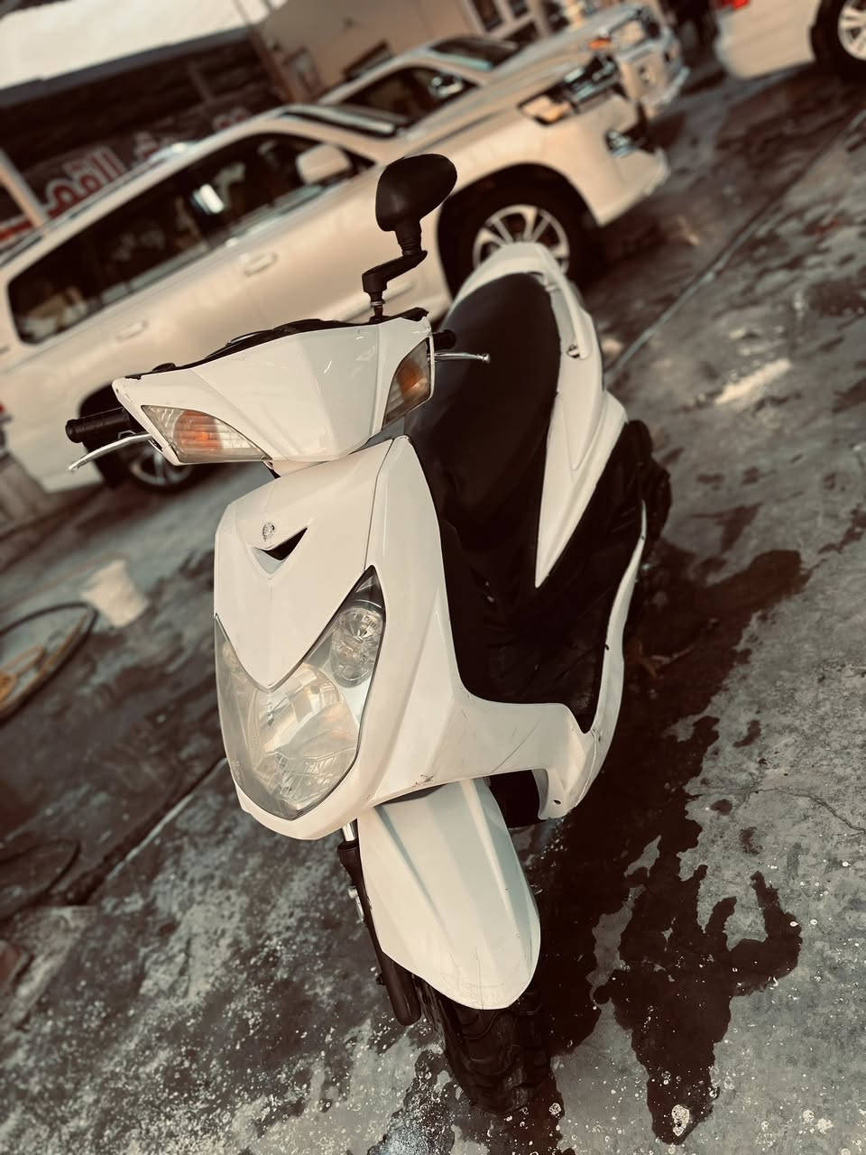 سكنس نوزل خطين  ياباني  دراجه علا وضع شركه تخم تاير  جديد صدر امامي خلفي شركه. كلج خلفي جديد عوزها شاشه دشبول وكلج امامي مكانها بغداد المحموديه سعر 750 ***********
