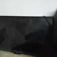 شاشة باله حجم 40 ب100 قفل بغداد شارع فلسطين رقم 07732530500