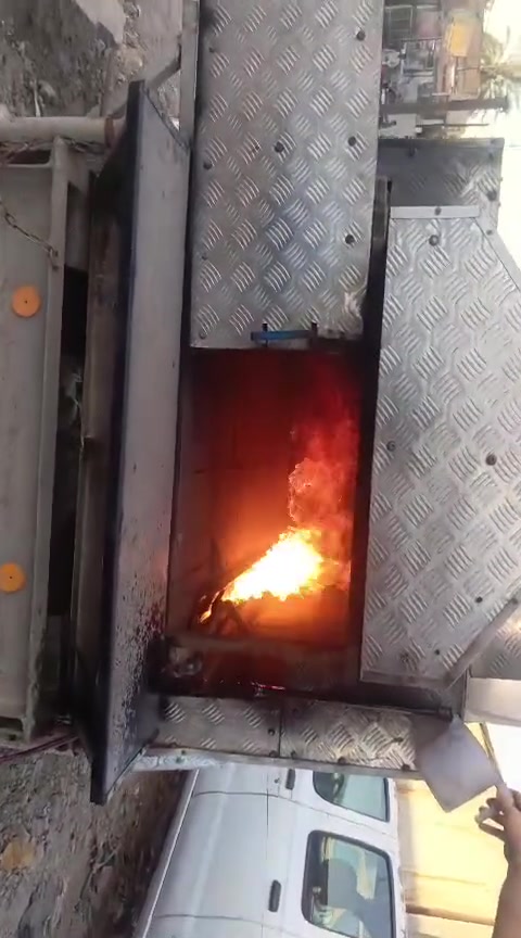 فرن للبيع ***********
