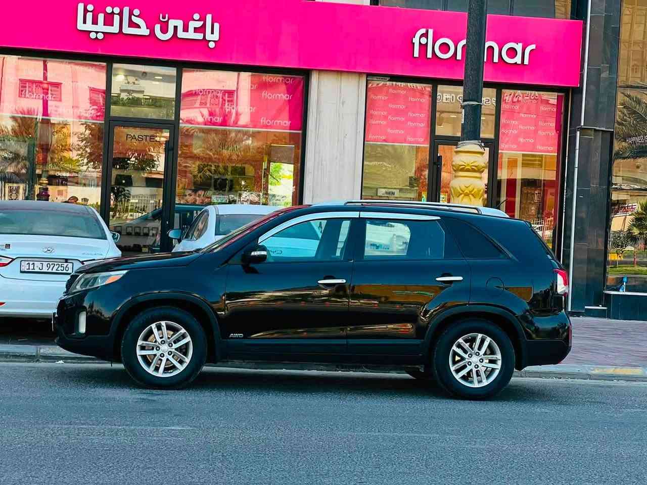 سورنتو مديل 2014 سعر 138 قابل للتفاوض الاستفسار اتصل ***********  وارد أمريكي حادثها خشم قبق الجنطه فقط بدون دواخل والباقي كفاله عامه ضربه وصبغ وتبديل مواصفات فول ع الفتحه تحكم ستيرن شاشه كامره خلفيه دواره حساسات امامي خلفي اشاير مري كشن كهربائي مري كهربائي 7 راكب 3 قطع تبريد مكينه سته 6️⃣ سلندر مكينه وكير مكفولات حداديه جديده تخم تاير توني شاده رقم بغداد مكان سياره كربلاء مكلف ب نشر

