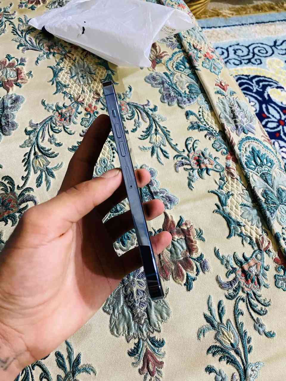 13 pro max
للبيع جهاز شخط مابي ذاكره 256 بطاريه 95 السعر 700   ***********
