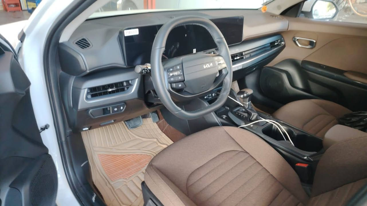 كي فور موديل ٢٠٢٥ كفاله عامه بعدهي بوضع الشركه رقم بغداد بسمي كفاله عامه من كولشي خليجي محرك ٢٠٠٠٠ فول موصفات عدا بنرامه اي استفسار اتصل ما متواجد ع فيس شراي يتصل ***********
