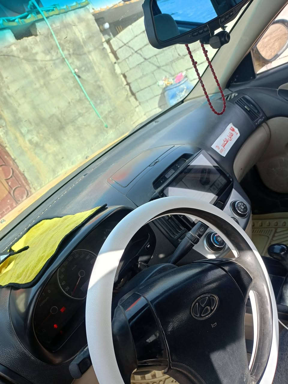 السلام عليكم سياره انترا 2011 خليجي علمن السياره متجايه فقط كير محرك مكفولات تبريد ثلج السياره رقم جديد وبسمي مصفره هيه وغرامات السعر 78وبيها مجال مكان السياره بابل جبله رقم الهاتف ***********
