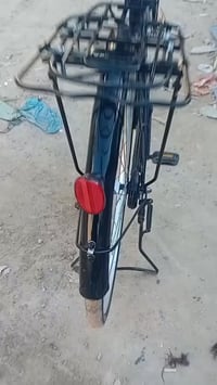 بايسكل • مديل 2024 • كربلأحر الصغير البزل