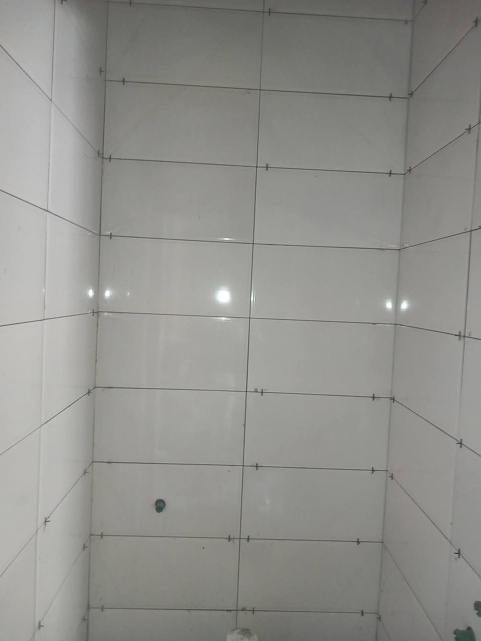 خلفه مصري سيراميك وكاشي جدران وارضيه اسعار مناسبه وبيات ومرمر متفرغ حاليا مقيم ببغداد شغل درجه اولي ع الليزر واسعار مناسبه ونلتزم بالمواعيد ***********
