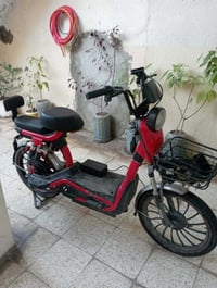 ماطور شحن للبيع السعر ١٧٥ وبي مجال شغال مابي اي عيب شرط الفحص للاستفسا...