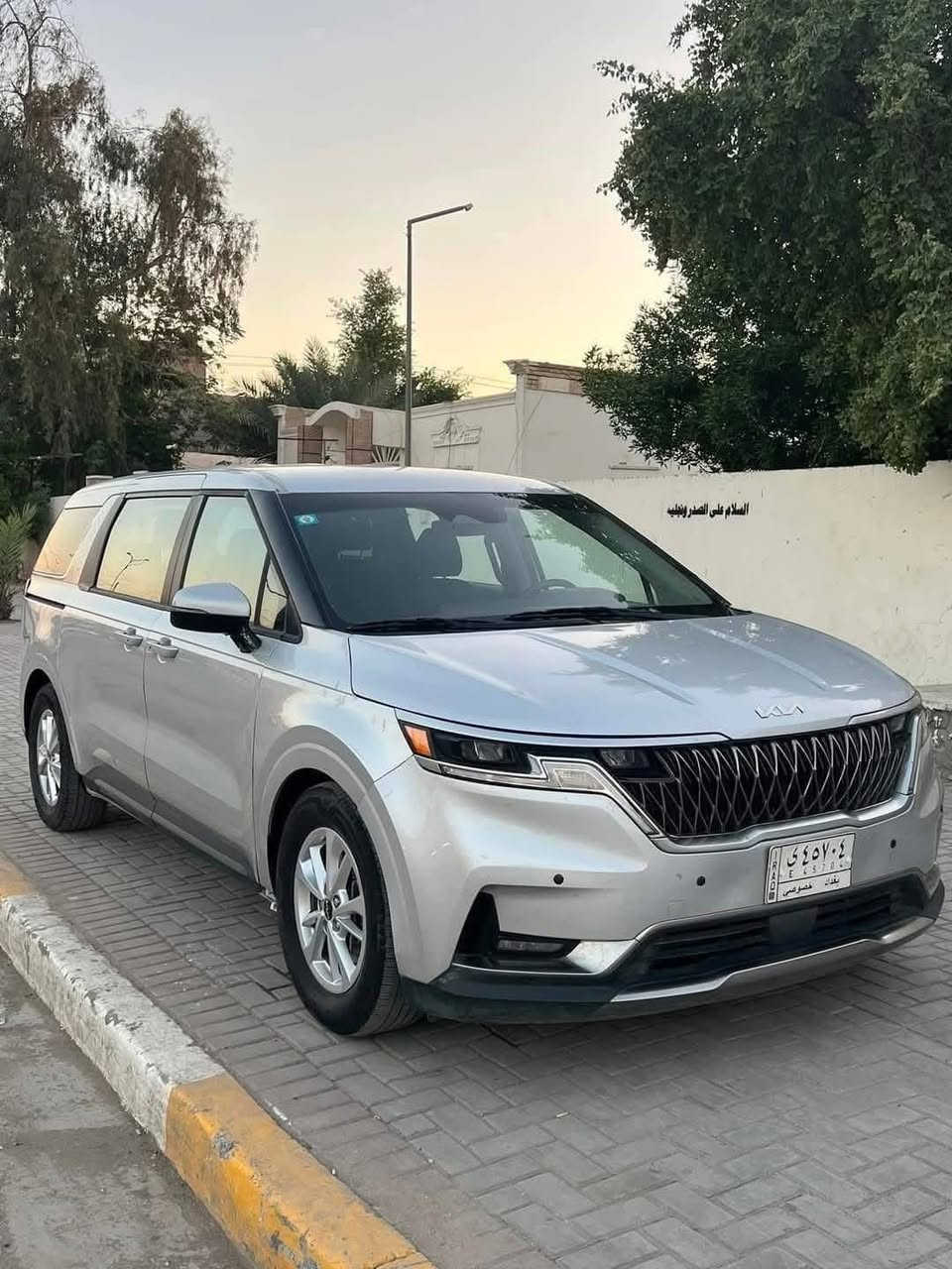 (( كيا كرنفال 2022 وارد ))

 (( حادث جاملغ وبنيد مثل))

(( ما موضح بل صوره ))

(( ايرباكات سليمه فقط دركه ))

(( مواصفاته ))

(( بصمة وهند بريك بصمة ))

 (( بصمة أبواب وأبواب كهربائية ))

 (( كامرة أمامية كامرة خلفية ))

(( توقف ذاتي تحكمات ستيرن ))

(( رادارات جانبية نقطة عمياء ))

(( شاشة عطلات شاشة كبيرة))

 (( ثلاثة أنظمة قيادة توقف ذاتي)) (( تشغيل عن بعد مانع انزلاق))

( حساسات تبريد ثلاثة قطع سرعة) (( وبعد بيه مواصفات اللون سلفر ) 

(((( والسعر 255 ورقة ))))

***********
