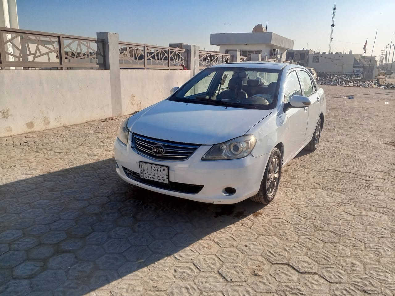 السلام عليكم بي وا دي جي 3 مديل 2013خصوصي رقمهة قادسية  السياره بيهة بابين باب السايق والباب الخلفي السعر 45وبيهة مجال بصيط مكان دوانية الرقم ***********
