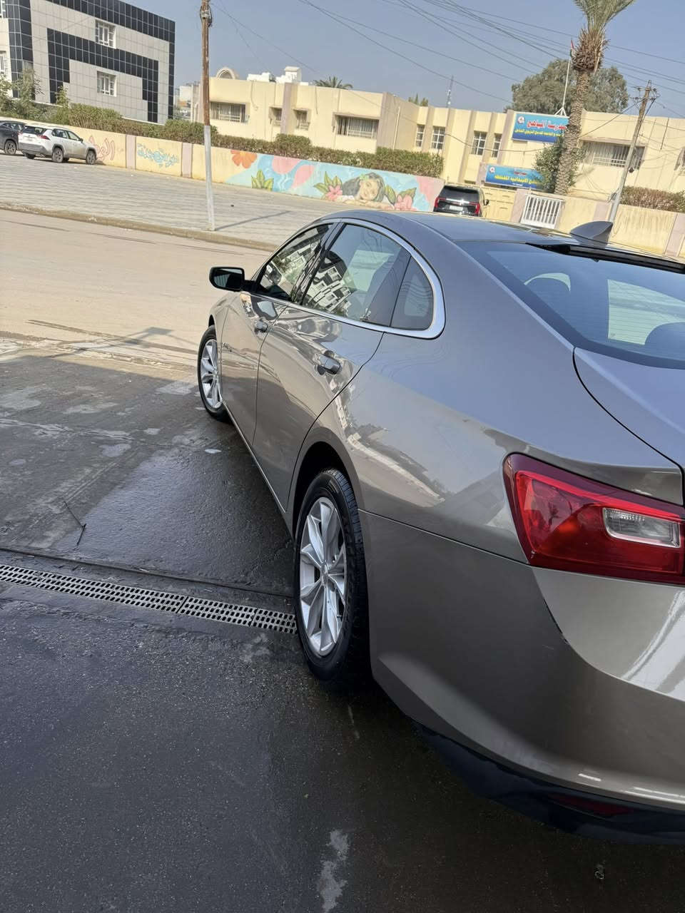 السلام عليكم
ماليبو LT 2023 

محرك 1500 تيربو 

قطعه وحده صبغ 

رقم اربيل دخول جديد 

ماشيه 37MI  

قطعتين تبريد + تدفئه كشنات + كشن كهرباء 

شاشه جبيره 

تشغيل عن بعد

مكان السياره بغداد / حي الجامعه 

*********** 

السعر 135 ورقه 

صور الحادث بالمنشور
