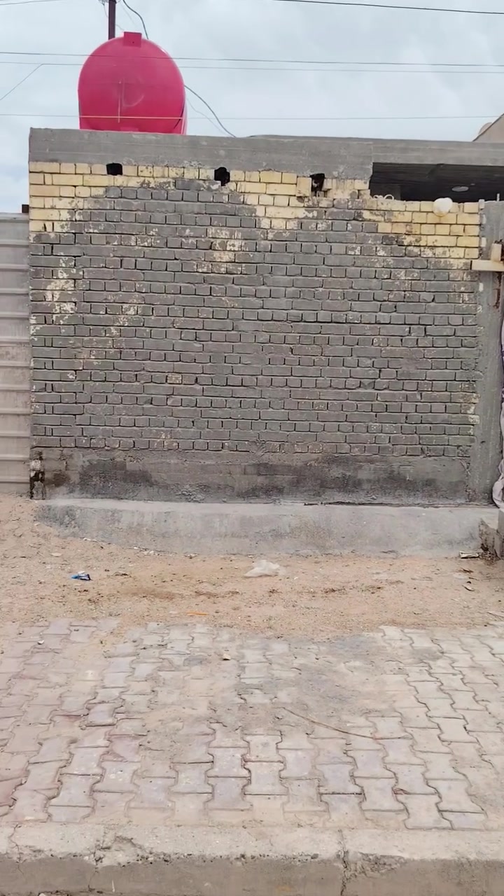 بيت للبيع في حي العسكري الجديد بغداد المحموديه مساحه 150متر اتصال
***********
***********
اكتب تم يصل السعر على الخاص تلقاىيا
