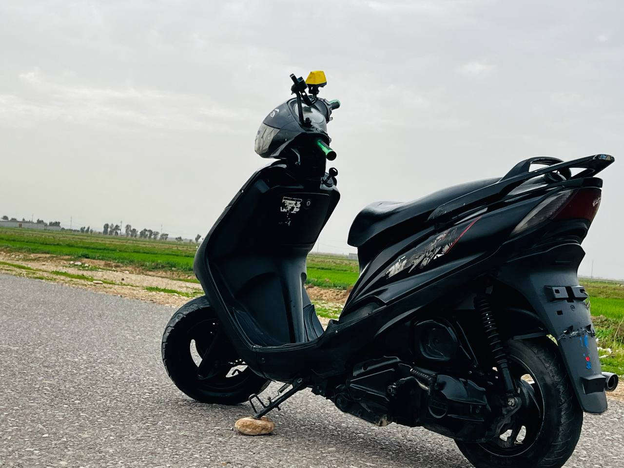 سلام عليكم
♦️مأطور ماكس(( 140c))عدله للبيع
🛑كابريتر بلادي جديد💯
🛑سلف شغال بدون اي عيب💯
🛑يدات بريكات رياضيه💯
🛑صالنصه رياضيه💯 و صالنصة البلاديه هم موجوده💯
🛑باتري جديد 💯
🛑جامات موجوده وياها💯
🛑سماعات 📻 بلوتوث 💯
🛑كفراتها موشم💯
🛑شلعتها فول💯
🛑بريك خلفي و امامي بالمكان💯
🛑أوراقها وياها💯
🛑محركها تخبل  بدون صوت بدون تبخير مامفتوحه💯
🛑دراجة نضيفه تخبل مكفوله من الجمال و المحرك 💯
💸السعر خاص او الاتصال على الرقم ***********
📍♦️مكاني ديالى خانقين
