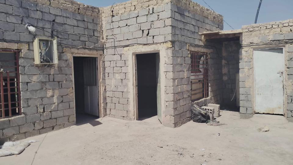 دار. للبيع إصلاح راعي في مجمع المصلاوي خلف.  المستشفى  وطريق الثاني ع شارع الجديده مساحه 200. مستعجل ع البيع سعر 12بيه مجال بسيط ستفسار اكثر ***********
