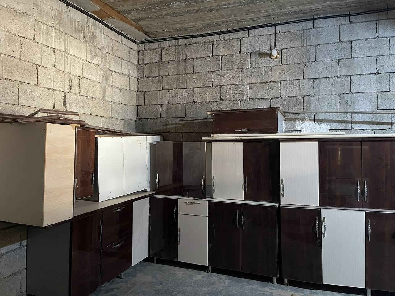 ئەم کەوانتەرە بۆ فرۆشتن ٧ مەترە هەموو بانی بەردە  شوێن سەلاجە و مەخسەلیشی هەیە  نرخی ٥٧٠ هەزار و معامەلە شوێن چەمچەماڵ


**إذا كنت صاحب هذا الإعلان وتريد حذفه لأي سبب، رجاءا أرسل رسالة إلى الدعم الفني**