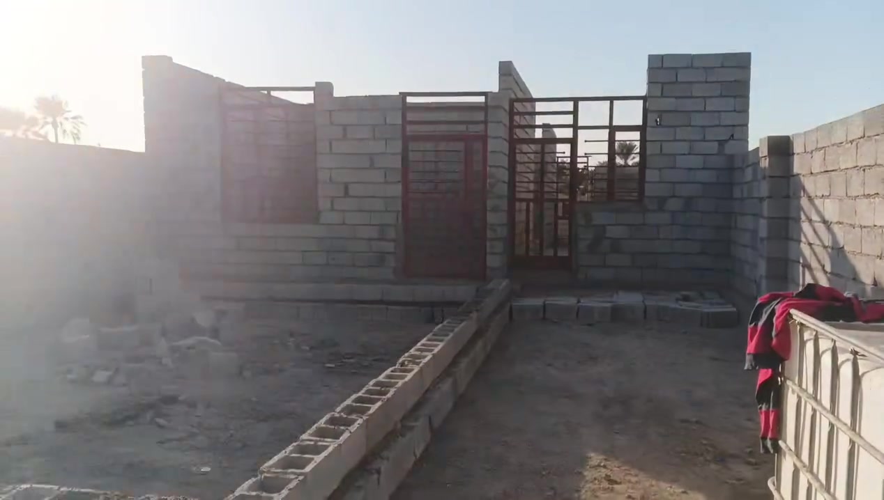 سلام عليكم هيكل للبيع
برنوما 
مساحه 250
واجه 9نزال 28
بيت غرفه نوم وصاله ومطبخ وصحيان واستقبال خارجي كراج سيارات يوسع 3سيارت 
حديقه
ترك ورا بيت مترتين ونص 
طابو  زراعي 25
لتواصل خاص 
سامر 
***********
