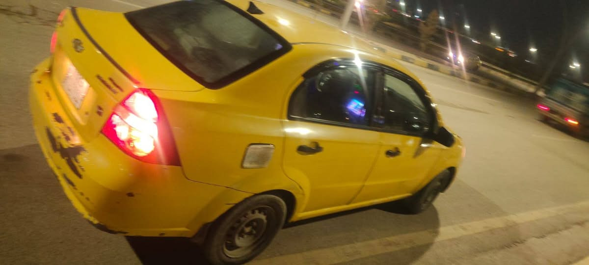 السلام عليكم
افيو موديل 2008 
سيارة كير ومحرك شرط 
 بدون ضرر  الداخل اسود
رقم نينوى الماني شرط التحويل 
هيئة صفر وغرامات صفر ..*********** /***********
