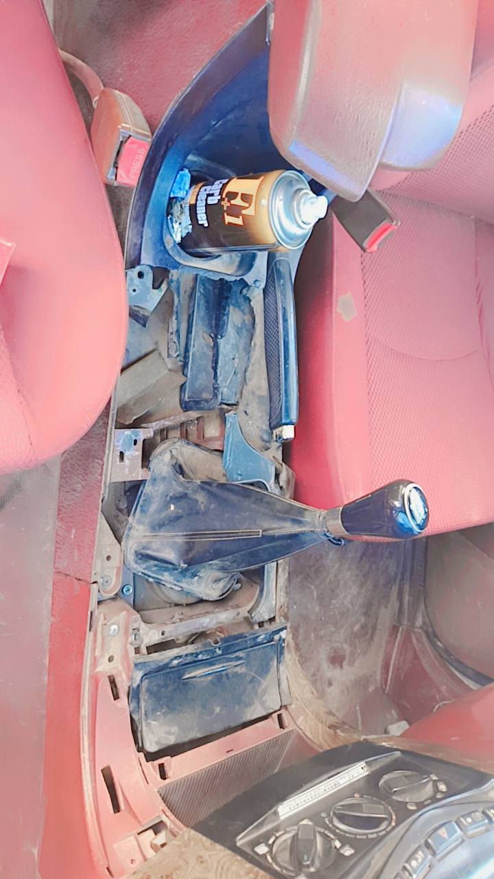 سلام عليكم سياره للبيع بيكم كوناو موديل 2012
سنويه صاقطه بل 21 
السياره كير خير من الله كهربايات كله شغاله 
بيه شاشه السياره 
ال سياره بيه تبخير من المحرك 
نواقص السياره شغلات بصيطه اني اذكرهن بل منشور حته لحد ايكلي ليش ماكتلي 
صالنصه مشروكه 
صاجيات اليم الكير مكسرات 
السياره اتريد تجفيت يعني ابيع كايمه 
سعر السياره 48ورقه
العنوان نجف كوفه قرب معمل السمنت 
رقم بي واتساب ***********
