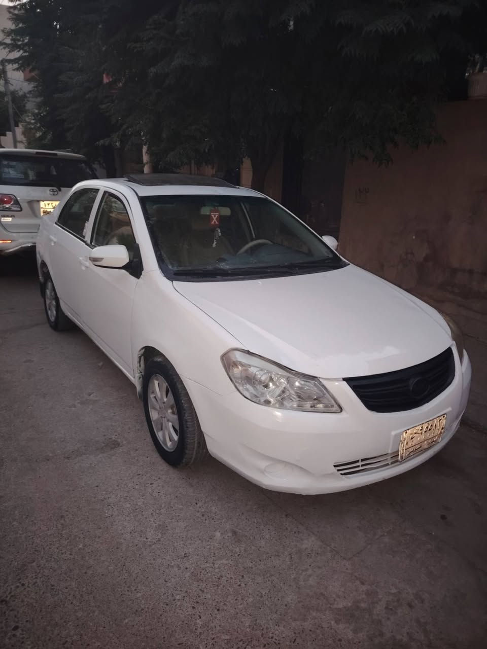 Byd2013 بەشەرتی  هە موو شتێک .کیڕو مە کینە ی کڕۆڵە . سنە وی جنوب. ناونیشان شلیمانی *********** واتساب
