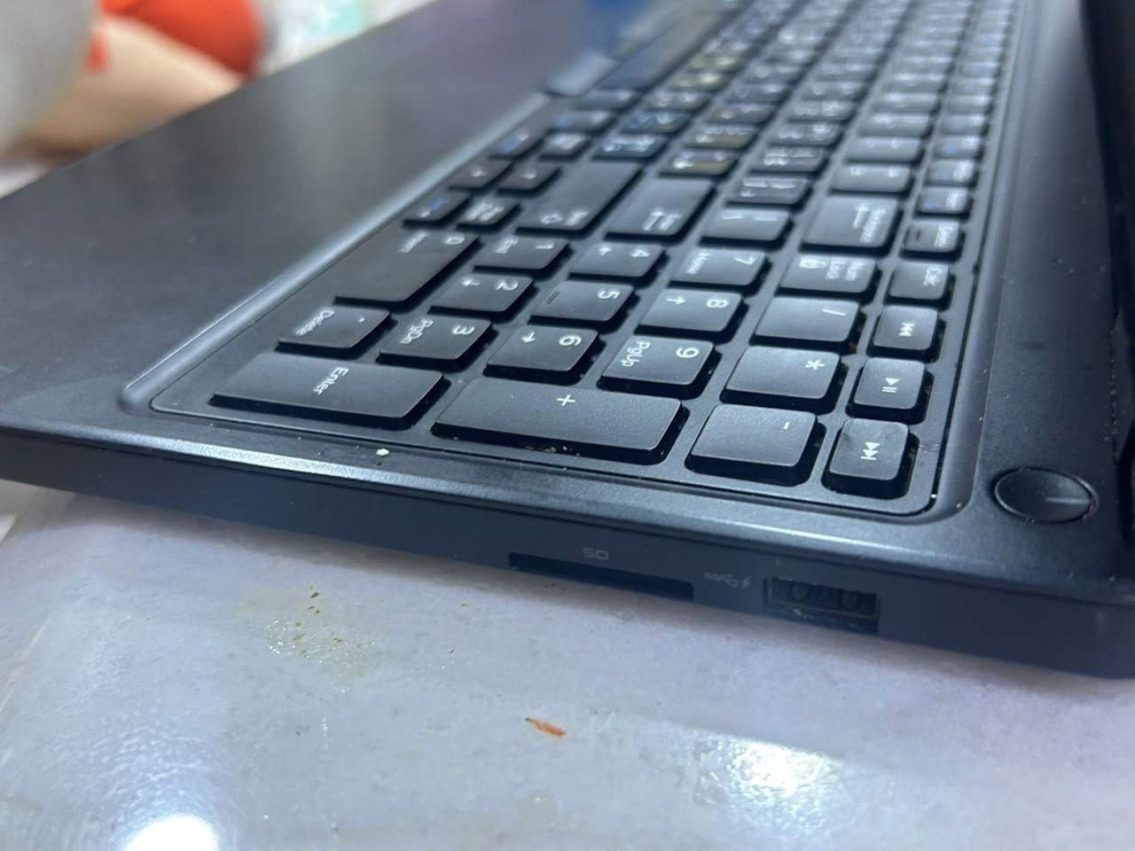 حاسبات ثنين وموبايل للبيع شغالات ومابيهن اي تصليح ولا مفتوحات كلهن شلع ب200 الف الشراي يتفضل خاص


**إذا كنت صاحب هذا الإعلان وتريد حذفه لأي سبب، رجاءا أرسل رسالة إلى الدعم الفني**