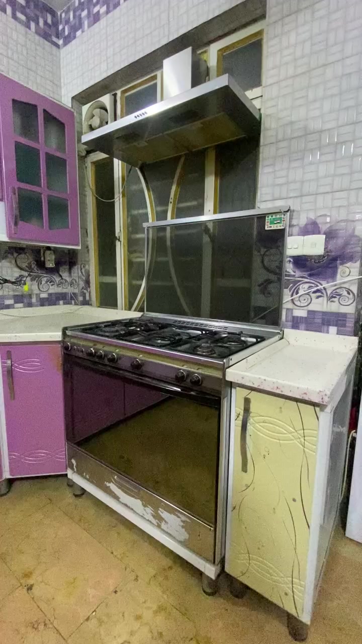 السلام عليكم
مر رخصة الادمنية
 

كاونتر مستعمل نظيف للبيع يتكون من جزئين معلق وارضي 
يحتوي على سنك و سلة صحون كما موضح بالصور 
نوع : MDF
السعر : 250,000 وبيه مجال

الموقع : بغداد الطوبجي حي السلام 
للاستفسار الاتصال على الرقم :
‭***********‬ 
او التواصل خاص
