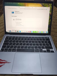 ماكو بوك اير M1  حجم 13 ذاكرة 256/8 - لون سلڤر  بطارية 98 - عدد دورات ...