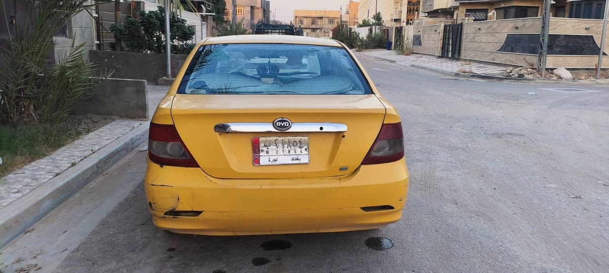 كير مكينه خير من الله  نقصها بس حداديه شويه تعبانه والكشر بي  خياسات قليل. ابيعلك واقع حال السياره مصفره غرامات  وراعيها موجود شرط التحويل 
 رايدها ب 28 وبيها مجال مكاني حله بابل 
*********** حلة, بابل
