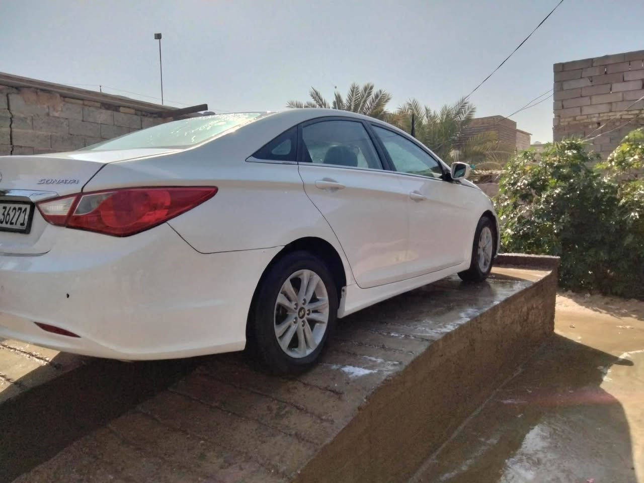 سوناتا موديل ٢٠١١ محرك ٢٤٠٠ خليجي
بيها ٣ قطع
المكان/ النجف الأشرف 
السعر/ ٩٥ و بيها مجال 
للاستفسار *********** رقم صاحب السيارة
