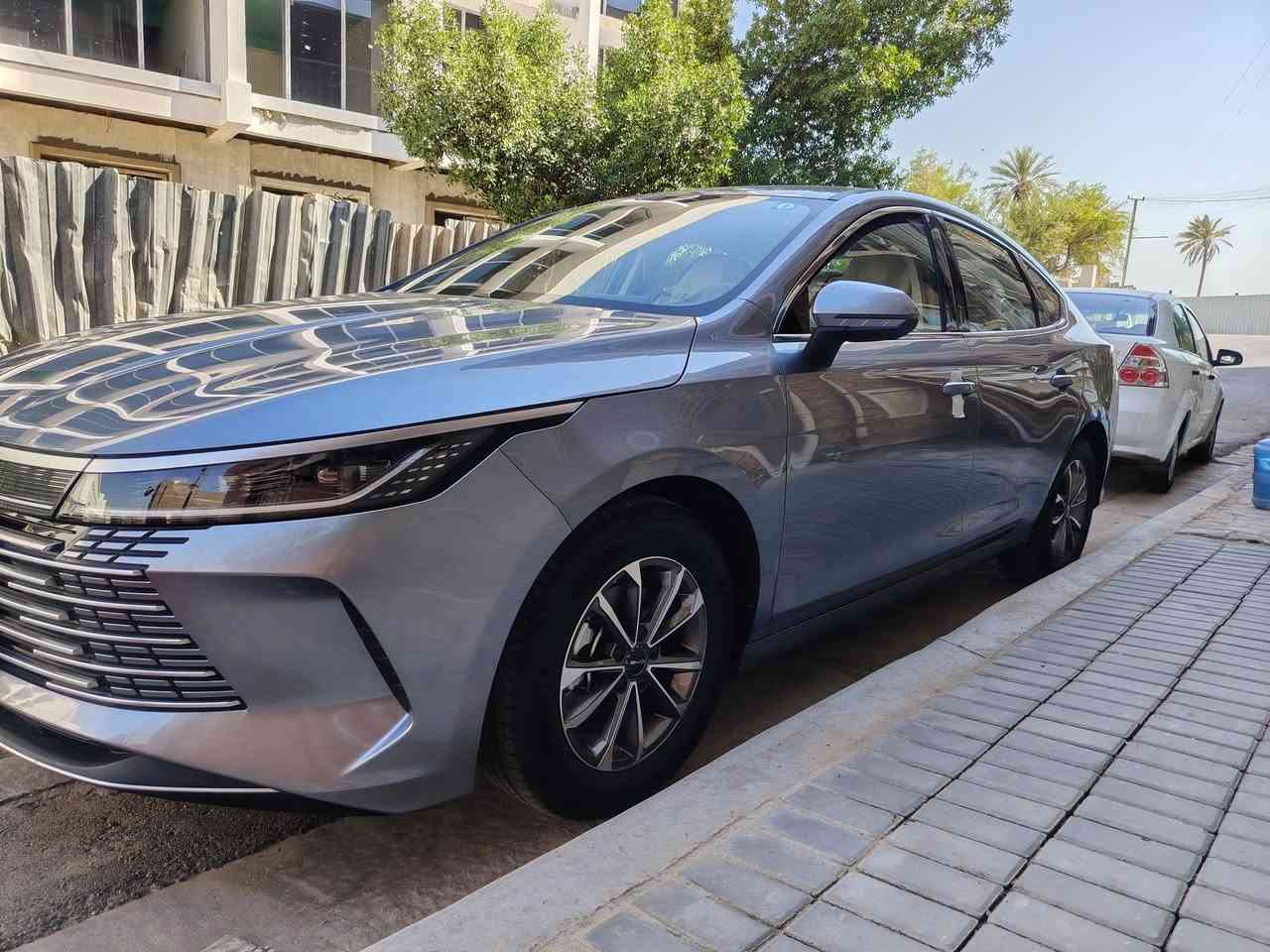 سلام عليكم
بي واي دي ديستروي 2025 ماشية ٣الاف الكلي اخت ازيرو
مكاني بغداد السعر ١٩٢٠٠ وبيهة مجال قليل حك الجية
***********
