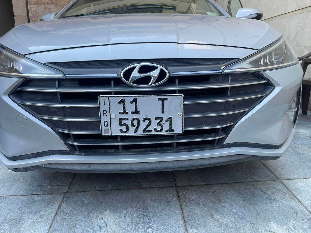 النترا ٢٠٢٠ خليجيه وكالة GK ماشيه ٤٥ الف كم بدون حادث بيها الدعاميه الاماميه مصبوغه فقط اثر كسر و شخوط 
السياره بصمه و سلايد و حساس خلفي كشنات مخمل رقم بغداد مكانها الدوره ابو طياره
موبايل : ‭0770 780 3616‬
السعر ١٥٥٠٠ $ و بيها مجال بغداد, العراق
