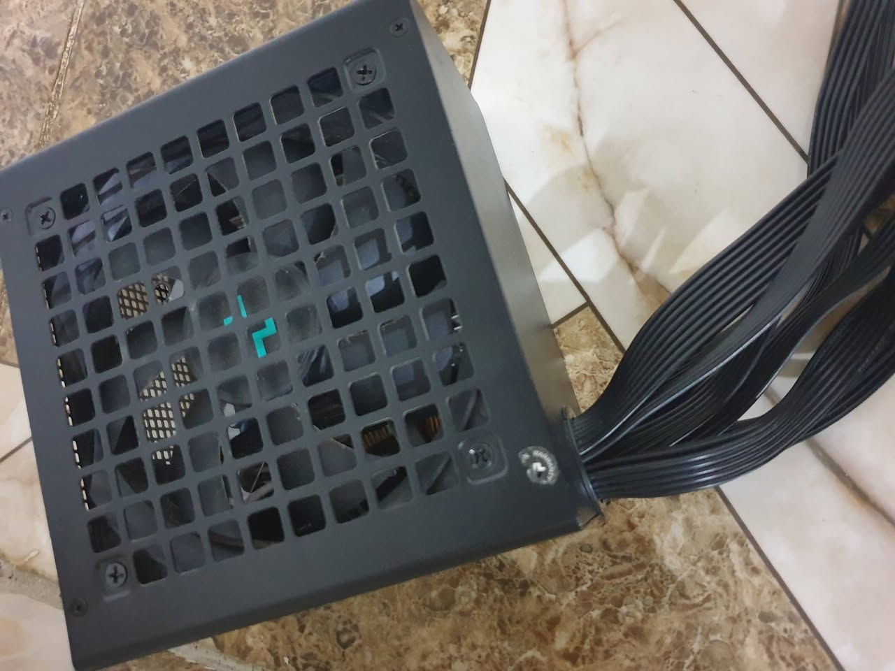 باور سبلاي deepcool PF600
نضيف استعمال شخصي 
*********** واتساب

