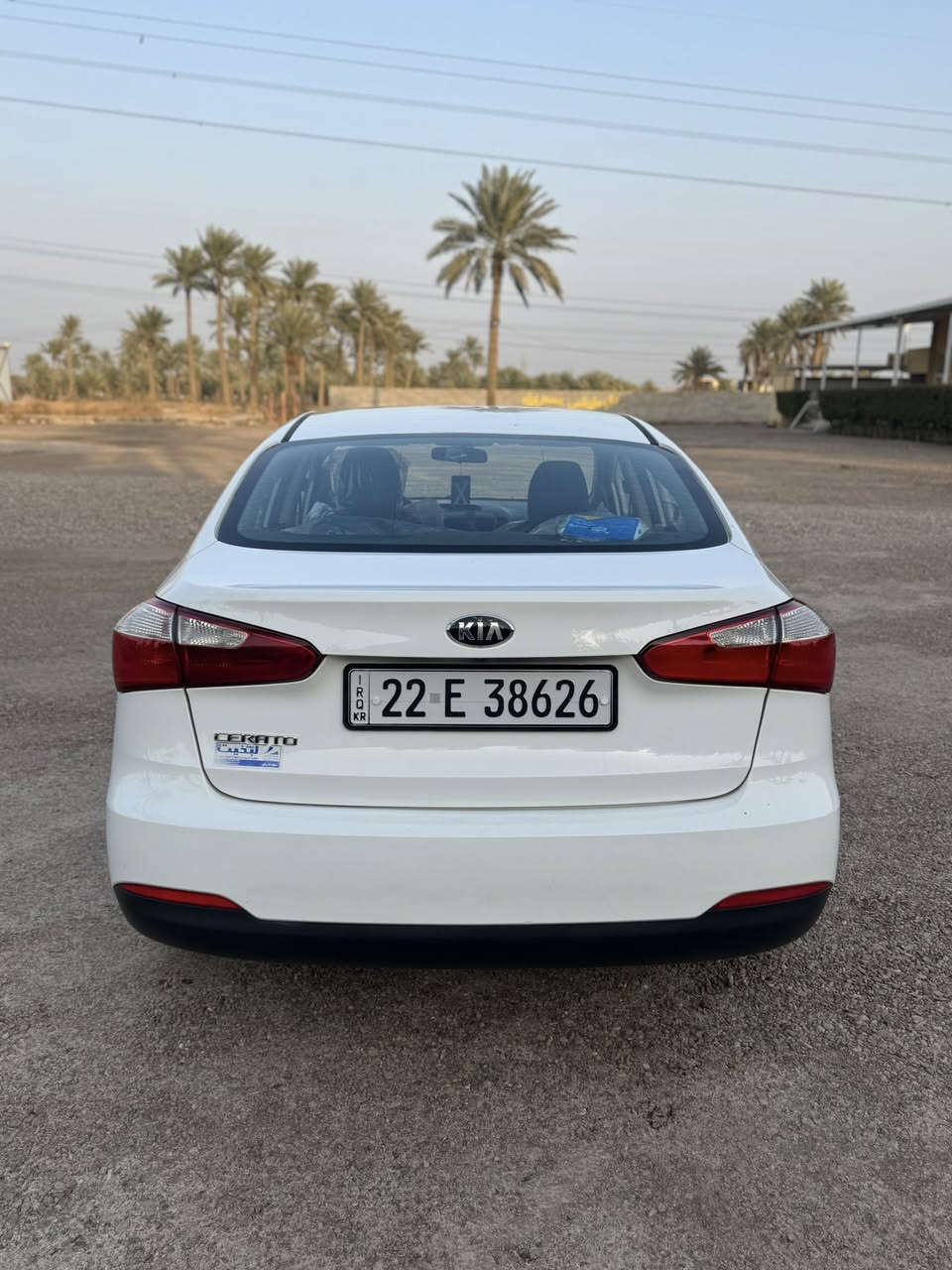 السلام عليكم كيا سيراتو خليجي
موديل 2014
محرك1600دوش 
رقم أربيل    شرط التحويل 
السياره بيه باب وربع بدون دواخل 
حداديه صدر كله جاهز أي نقص مابيه 
مواصفات   
شاشه كأمره 
حساسات 
داخل اسود  
العنوان بغداد 
الشراي يتصل *********** 
السعر 115 بيه مجال
