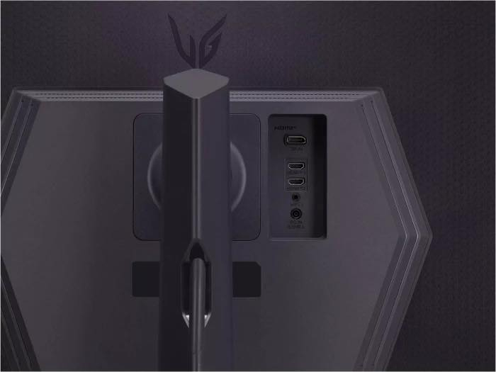 شاشة گيمنگ lg 27 4k  165 هرتز
أبرز مواصفات شاشة LG 27GR75Q-B:
الشاشة: 27 بوصة (68.5 سم) بدقة QHD (2560x1440) وتقنية IPS.
الأداء: معدل تحديث 165 هرتز وسرعة استجابة 1 مللي ثانية (GtG).
الألوان والتباين: دقة ألوان 99% sRGB، ونسبة تباين 1000:1.
التقنيات: دعم FreeSync Premium و NVIDIA G-SYNC.
المنافذ: 2x HDMI، 1x DisplayPort 1.4، ومنفذ سماعة رأس.
المميزات: حامل قابل للتعديل (ارتفاع، ميل، دوران)، تقنية HDR10، ومثبت اللون


**إذا كنت صاحب هذا الإعلان وتريد حذفه لأي سبب، رجاءا أرسل رسالة إلى الدعم الفني**