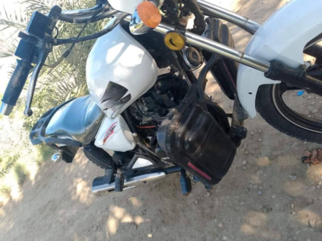 السلام عليكم ورحمة الله وبركاته .دراجه اوباما اخر موديل 2020 نضافه فول كلشي شغال اوراق اصوليه مكينه 150 ما مفتوح لو برغي لا تبخير ولا تنقيص اضافه صندوق خلفي مميز نكرر كلشي شغال دراجه انضف واجمل من التصوير. بابل .الحمزه الغربي. الخميسيه .السعر 950 والشراي بيه مجال بسيط رقم الهاتف ***********
