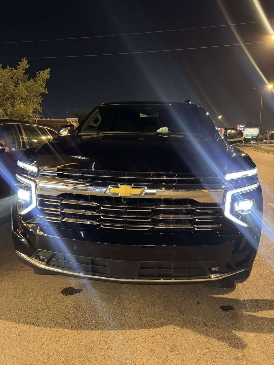 للبيع
 | تاهو Premier 2025 ⭐ فول مواصفات ⭐
وارد أمريكي
اللون: أسود 🖤
📄 على كتاب الشهداء
🚘 رقم بابل
عداد المشي 5.000
السعر مناسب🔥600 ورقة🔥 وبيها مجال بسيط من تجي
لليعرفون سعر الزيرو سعرها 730 ورقة يعني فرق هواي

لمن يأتي بالمشتري وتتم البيعة عن طريقه
له عمولة 200 دولار.

🔹 المواصفات:

✅ كامرات 360 درجة
✅ حساسات أمامية وخلفية وجانبية
✅ رادار أمامي
✅ مثبت سرعة ذكي (راداري)
✅ المحافظة على المسار
✅ تنبيه مغادرة المسار
✅ النقطة العمياء
✅ تحذير الاصطدام الأمامي
✅ فرملة طوارئ أوتوماتيكية
✅ شاشة عدادات رقمية كاملة
✅ شاشة وسطية كبيرة
✅ Apple CarPlay لاسلكي
✅ Android Auto لاسلكي
✅ تشغيل بصمة
✅ دخول ذكي بدون مفتاح
✅ تشغيل عن بعد
✅ شاحن لاسلكي
✅ مراتب جلد فاخرة
✅ تبريد وتسخين للمقاعد
✅ تدفئة المقود
✅ ذاكرة للمقاعد
✅ تحكم كهربائي كامل بالمقاعد
✅ صف ثالث كهربائي
✅ باب خلفي كهربائي
✅ مكيف ثلاثي المناطق
✅ نظام صوتي فاخر
✅ إضاءة LED كاملة
✅ جنوط وكالة
✅ دبل إلكتروني
✅ أوضاع قيادة متعددة
✅ USB و Type-C
✅ ستائر هوائية كاملة
✅ نظام مراقبة ضغط الإطارات
✅ جميع أنظمة الأمان والسلامة الحديثة

━━━━━━━━━━━━━━

📌 تفاصيل السيارة بكل شفافية:

ضربة خفيفة بالدعامية الأمامية وتم تبديلها 
شخط بسيط بالبنيـد وباب خلف السائق، وتم تكحيلها

📌 تم تصليح الإيربكات وإرجاعها للعمل.
📌 السيارة ممتازة جداً.
📌 الفحص خير دليل على نظافتها.

━━━━━━━━━━━━━━
📍الموقع: بابل

📞 التواصل ع الخاص للشراي فقط.
وتساب واتصال: ***********
