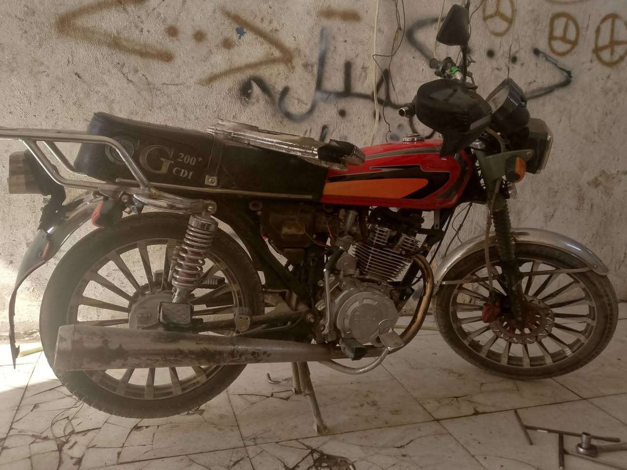 سلام عليكم من رخصت الادمن 
ايراني سونك 25 دراجه كامله كهربائيات كلشي ما بيه الخيرر من الله شلعه معدل سعر425 وبيه مجال 
مكان بغداد فلكه سلمان باك *********** بي واتساب
