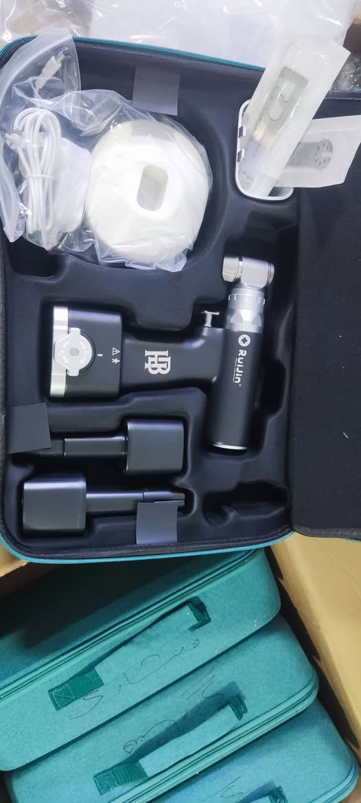يتوفر مجموعة من  drill & saw 
Stryker set system 6 &7
Rujin drill ,saw 
Small bone saw 
Sternum Saw 
Cranial Drill
#drill
#saw


**إذا كنت صاحب هذا الإعلان وتريد حذفه لأي سبب، رجاءا أرسل رسالة إلى الدعم الفني**