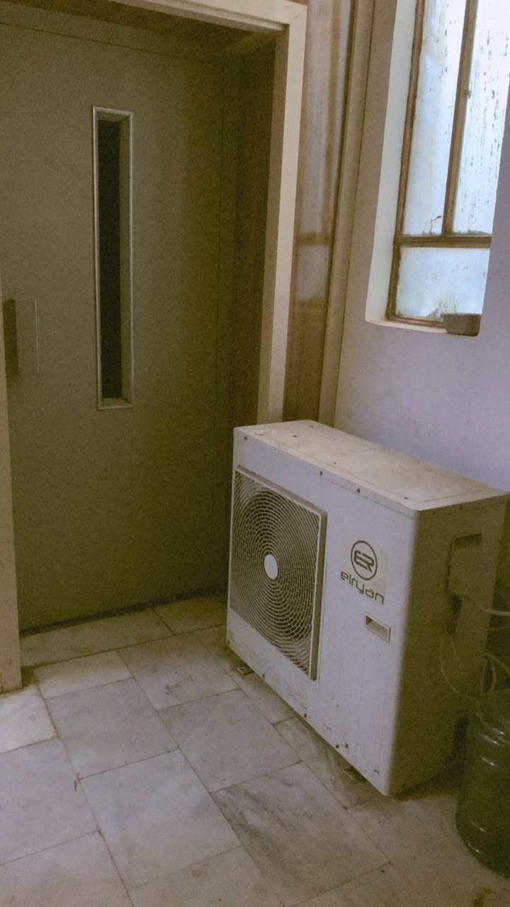 مستعجل على البيع
الريان ٣ طن
مشتغل ٣ مواسم فقط 
غاز ٤١٠
تجي تفحص بنفسك تجيب ابو سبالت وياك يفحص لا مصلح ولا بي اي خلل


**إذا كنت صاحب هذا الإعلان وتريد حذفه لأي سبب، رجاءا أرسل رسالة إلى الدعم الفني**